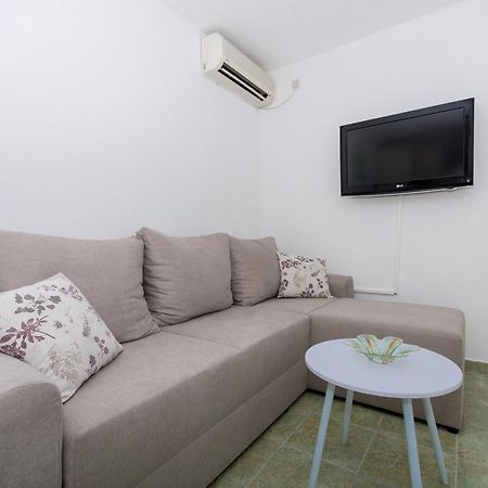 Apartment Mika 2 Трогір Екстер'єр фото