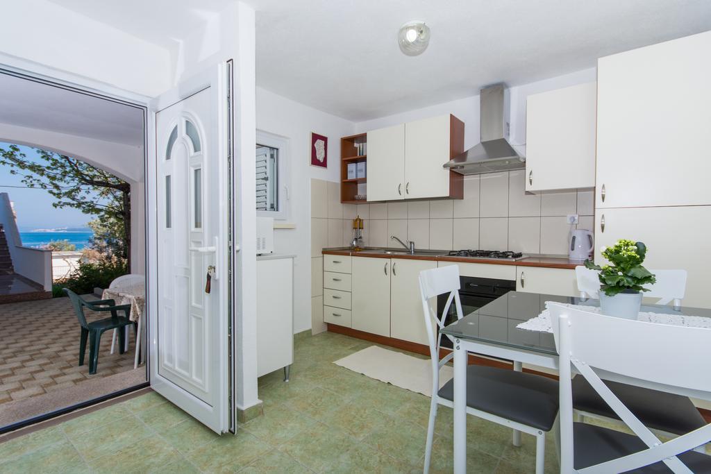Apartment Mika 2 Трогір Екстер'єр фото