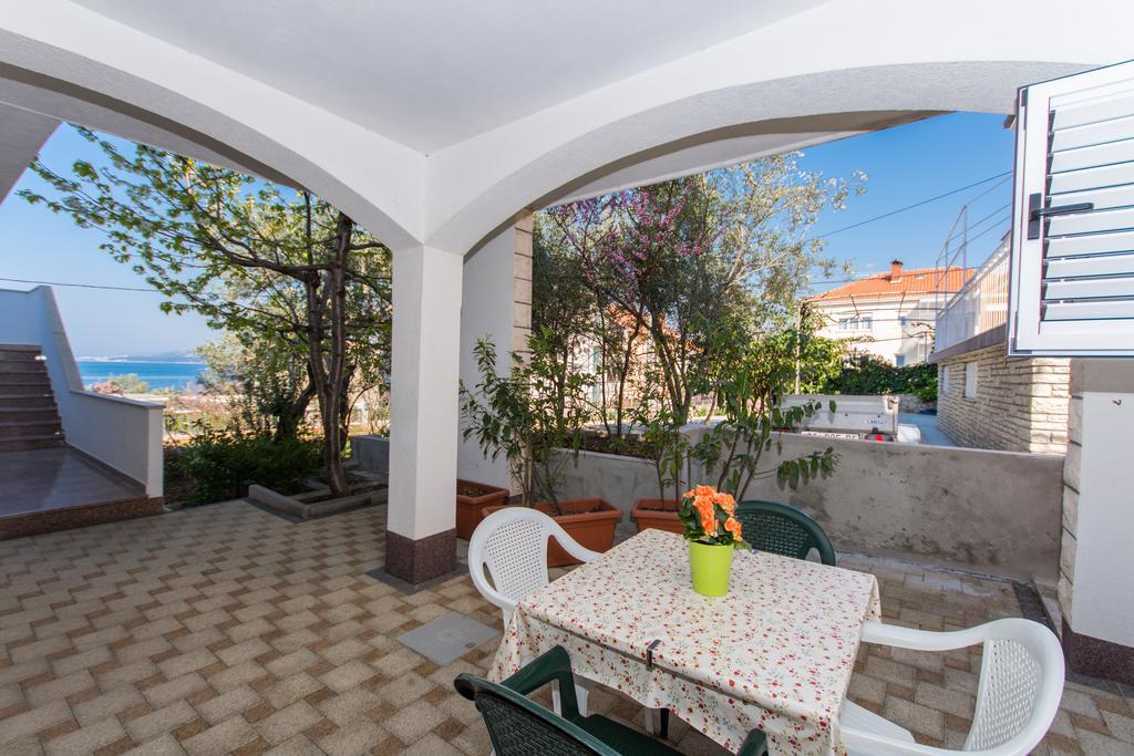 Apartment Mika 2 Трогір Екстер'єр фото
